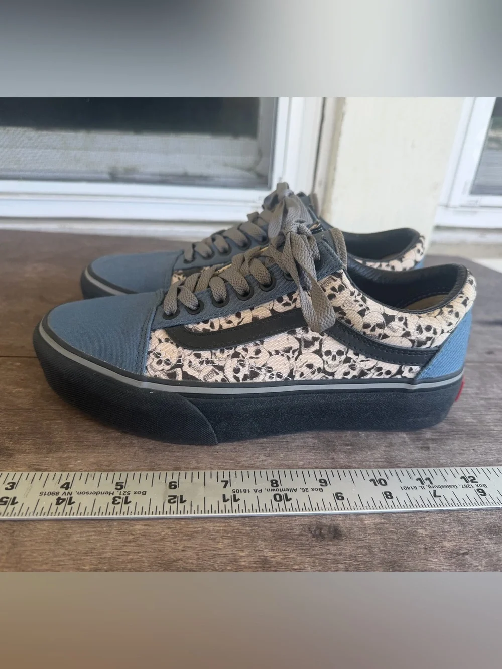 Vans Old Skool LowTop Platform Skull Print Sneakers Women Sz 8 Men 6.5 HIS QUEEN